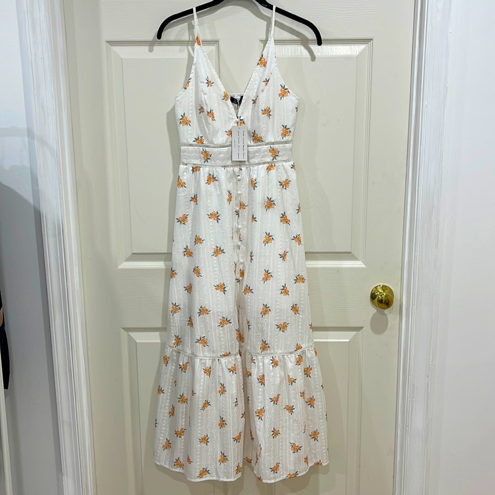 Beautiful maxi summer dress Size Small NWT!